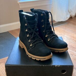 Sorel Lennox Lace Up womens boots